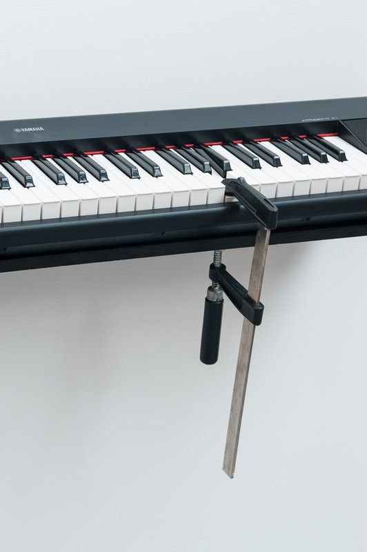http://www.emileouroumov.fr/files/gimgs/th-26__EMO0407.jpg