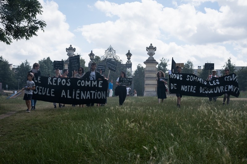 http://www.emileouroumov.fr/files/gimgs/th-26__EMO2028_web.jpg