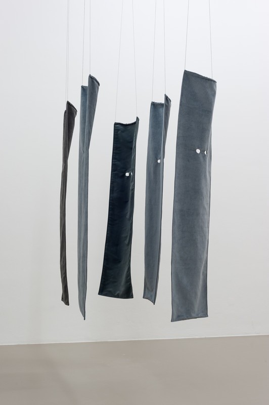 http://www.emileouroumov.fr/files/gimgs/th-26__EMO6935_web.jpg