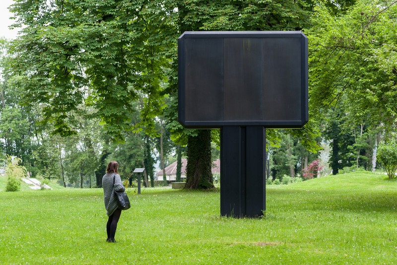 http://www.emileouroumov.fr/files/gimgs/th-30__EMO9786_web.jpg