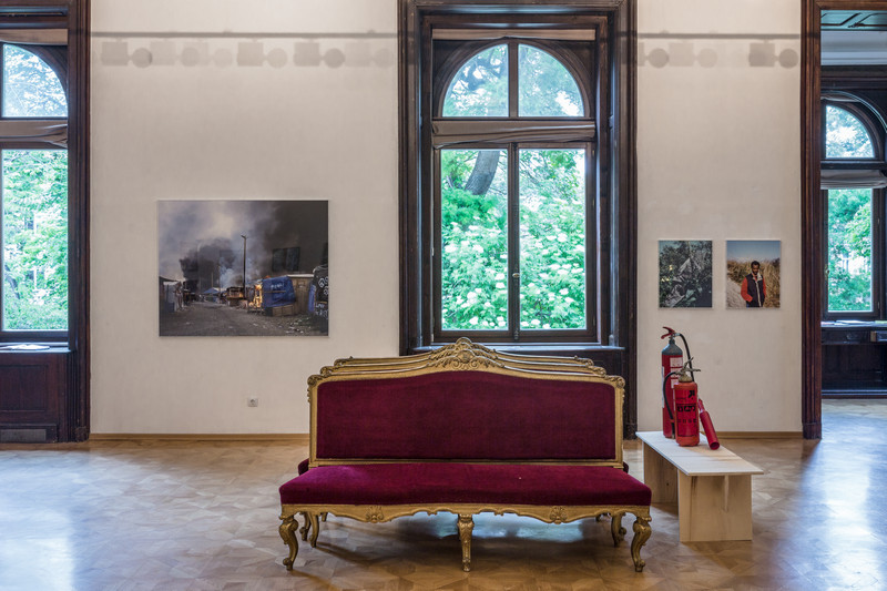 http://www.emileouroumov.fr/files/gimgs/th-35__KSL5423_1_web.jpg