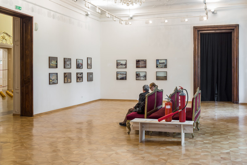 http://www.emileouroumov.fr/files/gimgs/th-35__KSL5670_1_web.jpg